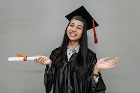  बेटियों के सपनों को उड़ान: अजीम प्रेमजी छात्रवृत्ति - 2025 का सुनहरा अवसर